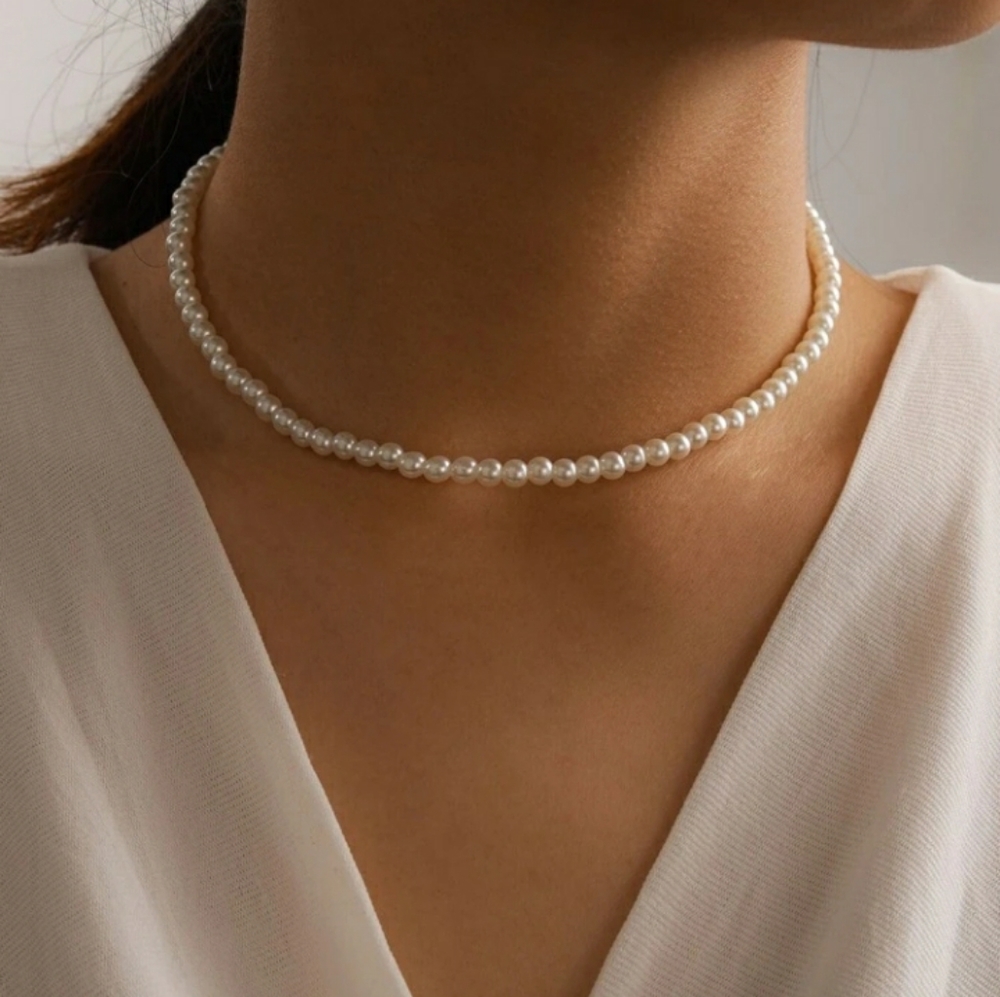 Mini Faux Pearl Choker Necklace